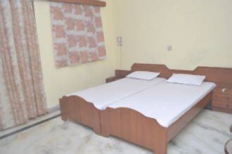 Hotel Welcome Guest House, Faridabad 1